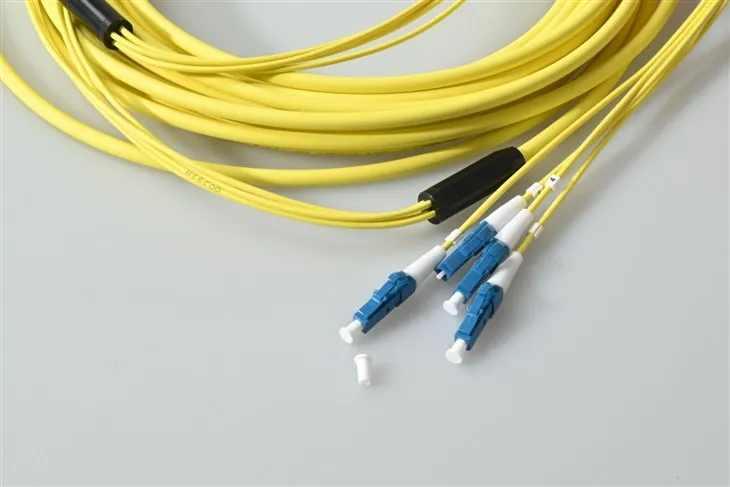 12-Core SC/APC to LC/UPC Fiber Optic Patch Cord factory