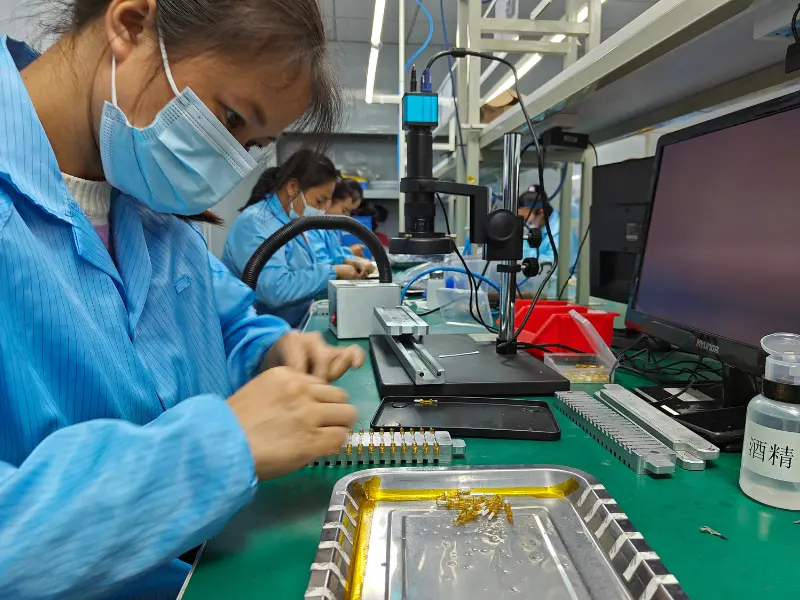 China fiber optic connector manufacturer